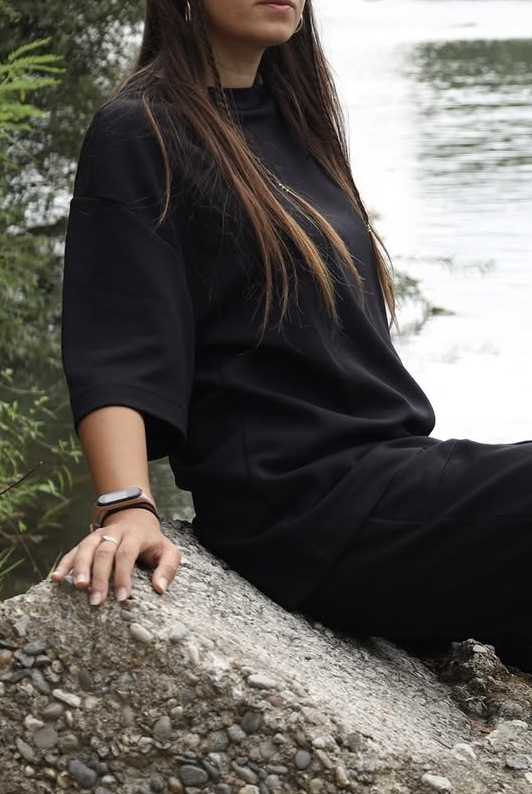 Oversized T-Shirt - Black